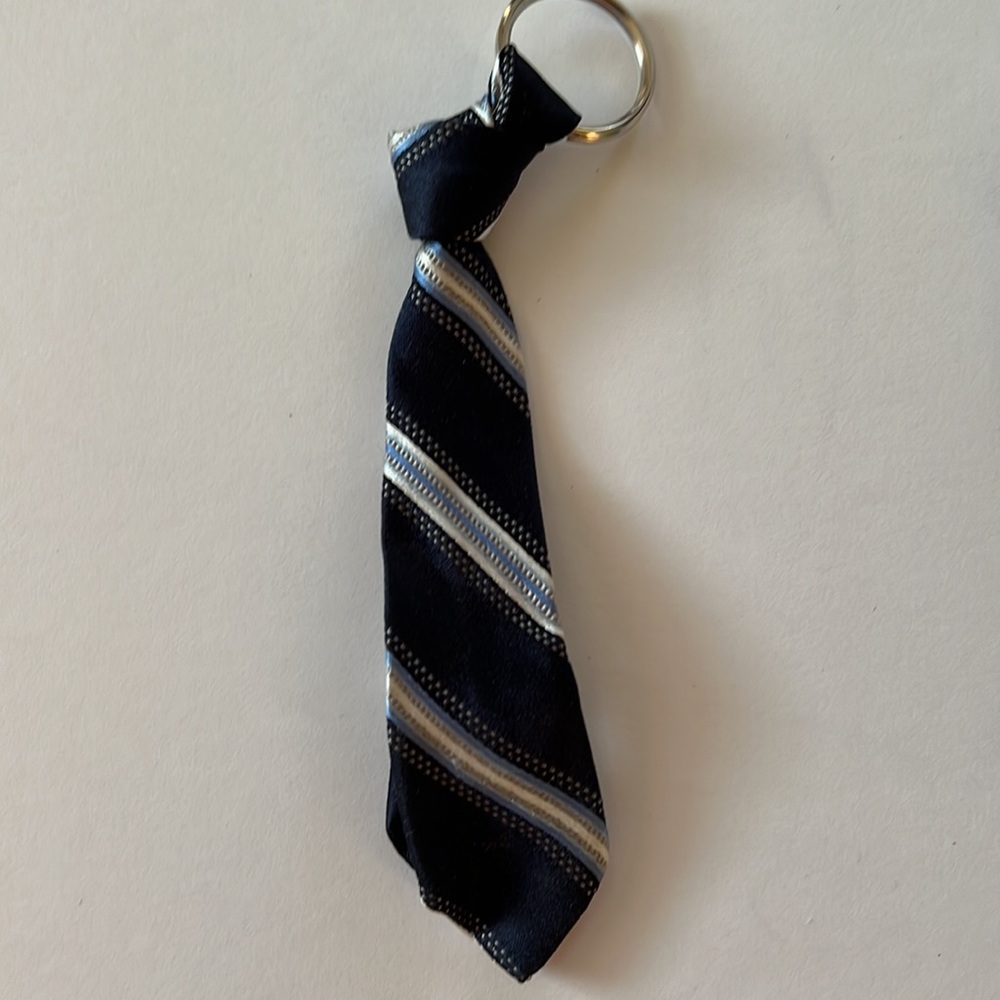 Brooks Brothers Tie Key Chain - Made in USA - Picture 2 of 4